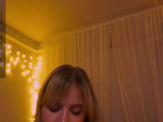 Live webcam model cheriri on Soda Cams