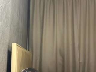 Live webcam model easteralt on Soda Cams