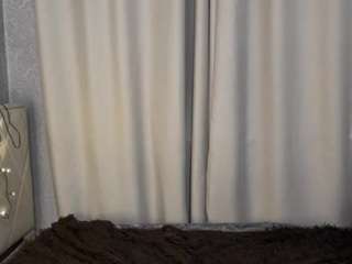 Live webcam model easteralt on Soda Cams