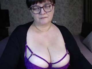 Live webcam model elizadreamantecedent on Soda Cams