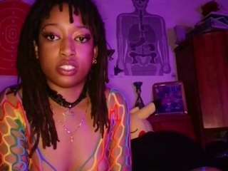 Live webcam model milkmarie123 on Soda Cams