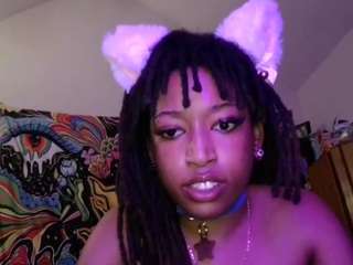 Live webcam model milkmarie123 on Soda Cams