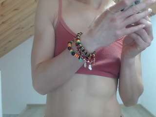 Live webcam model milusea on Soda Cams