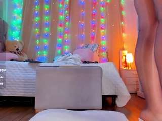 Live webcam model evastockings59 on Soda Cams