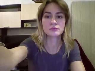 Live webcam model leajohnson on Soda Cams