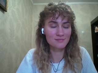 leajohnson's CamSoda show and profile