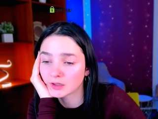 lole-ti Live Webcam on CamSoda