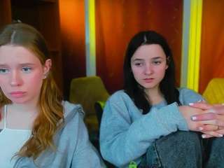 le modèle lole-ti est en webcam porno dans un show sur le site camsoda, il possède les tags suivants: brown eyes,dildo or vibrator,doggy style,erotic dance,full nudity,skinny,striptease,teen 18,young adult,brown hair,hd,small tits