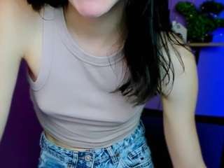 lole-ti Live Webcam on CamSoda