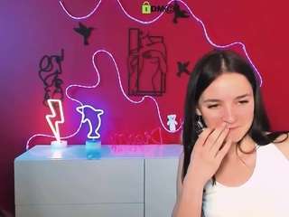 Model ini sedang live sekarang. lole-ti