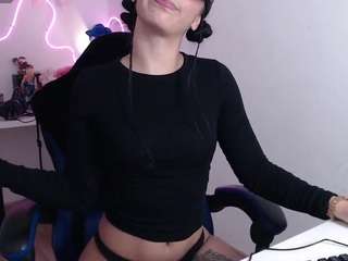 melody-collins Live Webcam on CamSoda