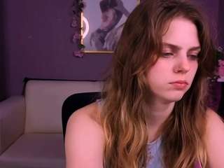 naya-may, female webcam model,  years old, on live webcam