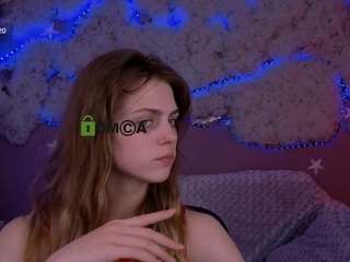 naya-may, female webcam model,  years old, on live webcam