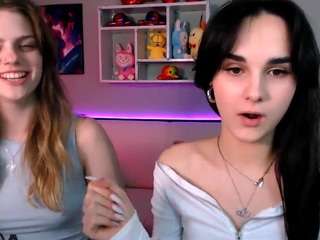 naya-may Live Webcam on CamSoda