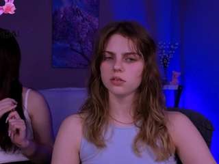 naya-may live cam profile