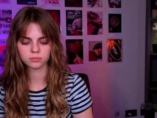 naya-may live webcam show