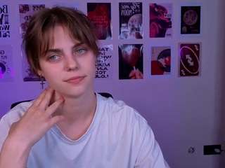 naya-may live webcam show