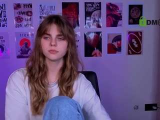 naya-may live webcam show