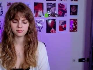 naya-may live cam