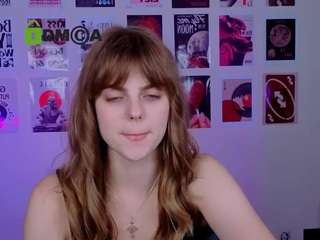 naya-may Live Webcam on CamSoda