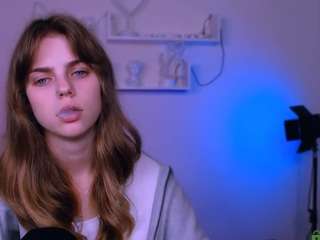 naya-may live cam preview