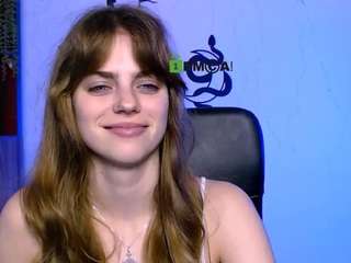 naya-may live cam preview