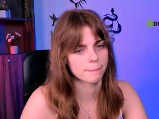 naya-may live cam preview