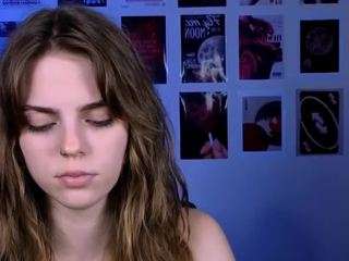 le modèle naya-may est en webcam porno dans un show sur le site camsoda, il possède les tags suivants: flashing,foot fetish,gray eyes,joi,lovense,sexting,skinny,smoking,spanking,teen 18,toys,young adult,blonde hair,hd,small tits