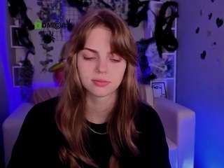 naya-may live cam preview