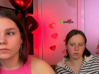 veri-ni Live Webcam on CamSoda