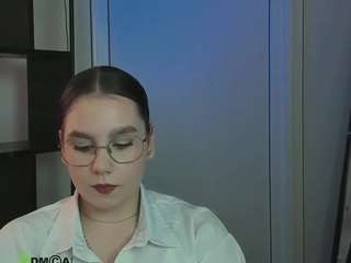 veri-ni Live Webcam on CamSoda