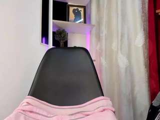 Live stream of jenifer-lux