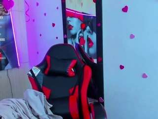 jinx-candy's CamSoda show and profile