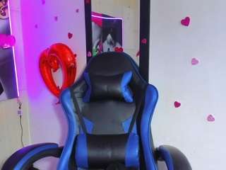 Offline cam show with jinx-candy