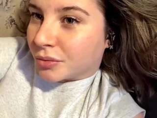 Live webcam model pattishortt on Soda Cams