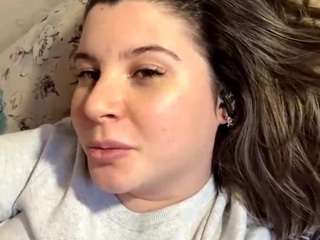 Live webcam model pattishortt on Soda Cams