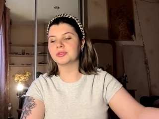 Live webcam model pattishortt on Soda Cams