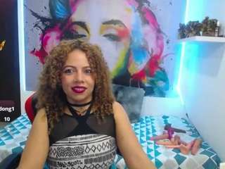 thalia-mills19