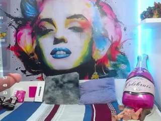 thalia-mills19