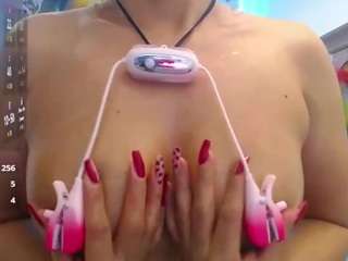 thalia-mills19