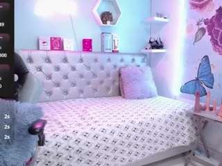 thalia-mills19