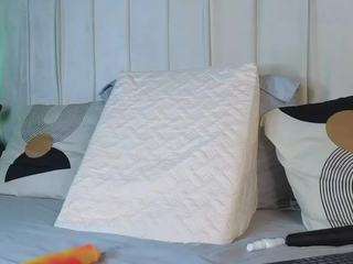 isa-valverde live cam profile