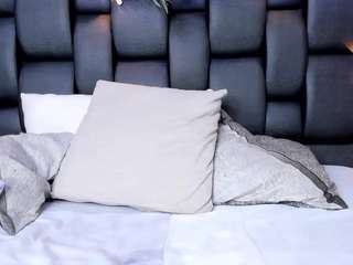 isa-valverde live cam profile