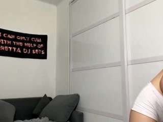 livsalim Live Webcam on CamSoda