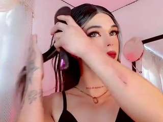 Live webcam model marianlv on Soda Cams