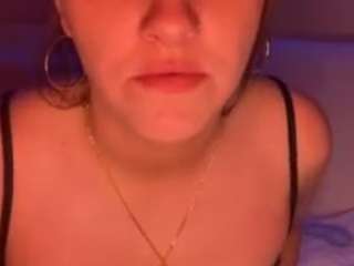 Bu model şu anda canlı. xxx-tasy69