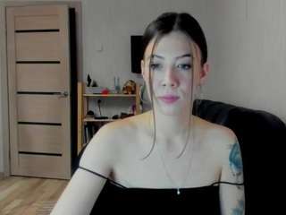 britneyooops's CamSoda show and profile