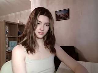Live webcam model celestinehinderer on Soda Cams