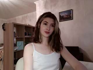 Live webcam model celestinehinderer on Soda Cams