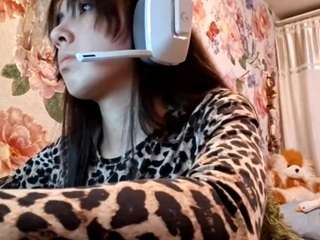 Live webcam model denesebadlam on Soda Cams